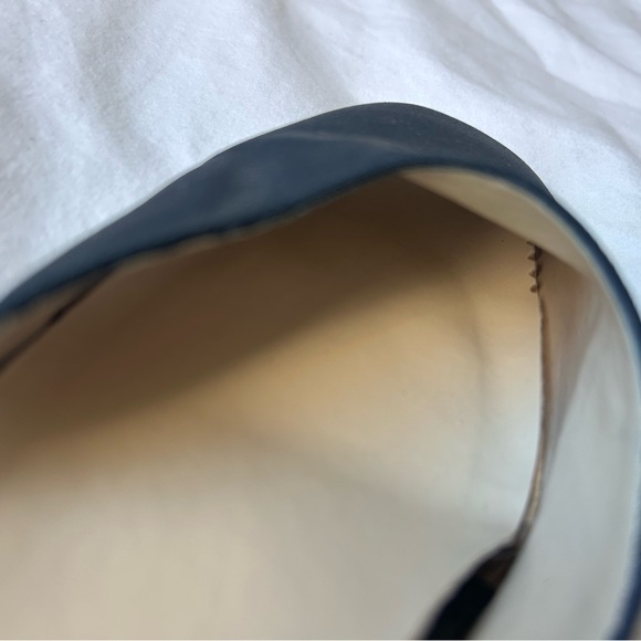 Madeline Stuart navy blue heels - Picture 9 of 10